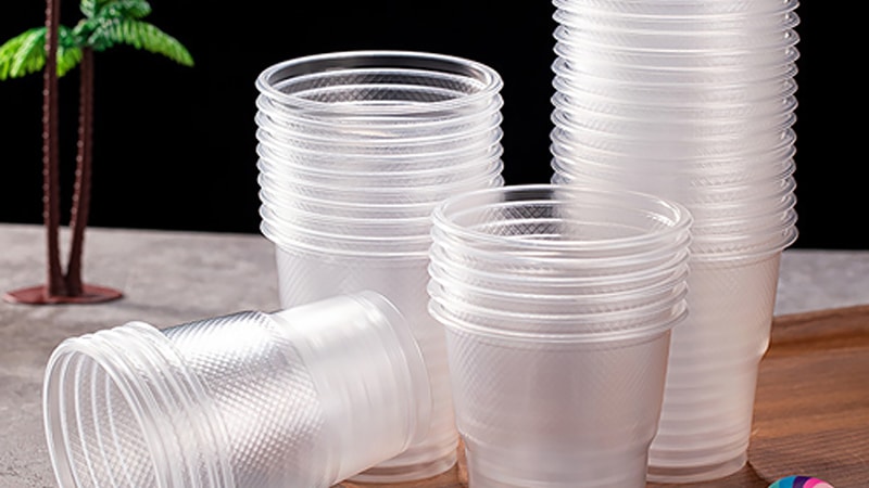 Disposable-plastic-water-cup